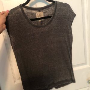 Grey short sleeve top